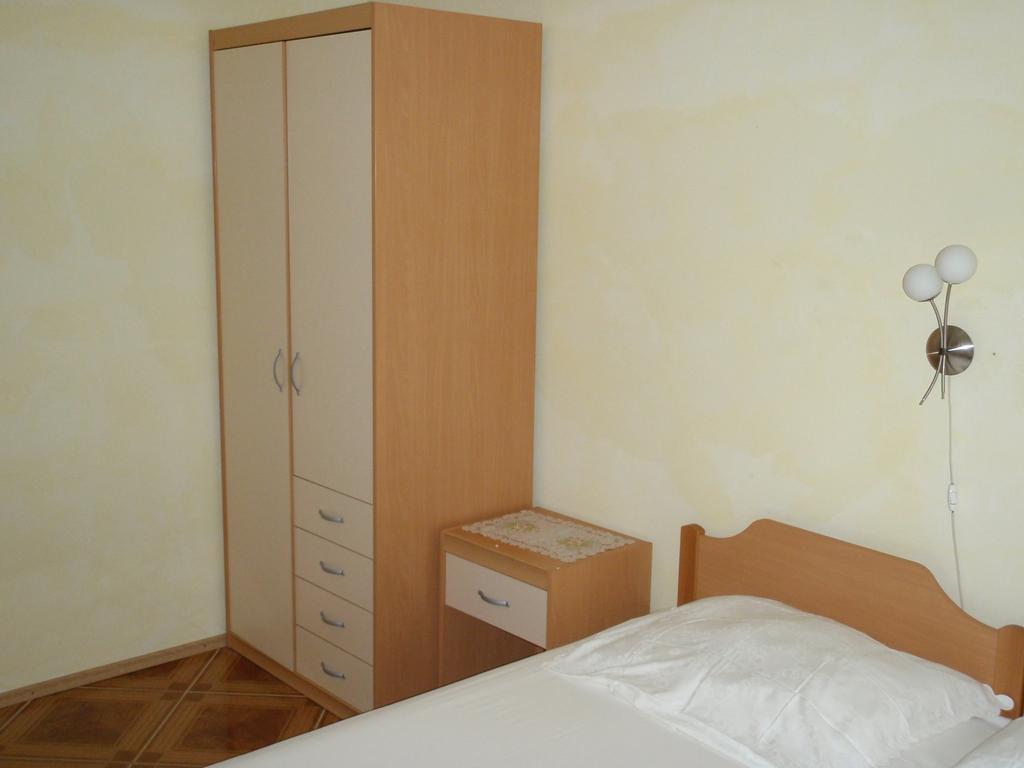 פג Apartments Ariana מראה חיצוני תמונה